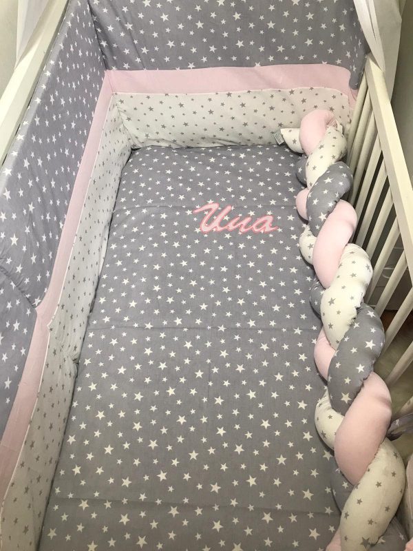 Bettschlange-handmade-rosa-weiß-grau-bebe-nina-design-sendoro-shop-pletenica-baby-geschenk