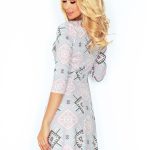 Kleid mit Reißverschlüssen - großes rosa und grau Muster 38-21-7